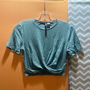 Women’s Short Sleeve Crop Top